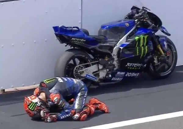 Marco Bezzecchi e Aprilia vincono a Silverstone in questa MotoGP senza Dio tra il cu*o (sfacciato) dei Marquez e la sf*ga (incommentabile) di Quartararo e Bagnaia