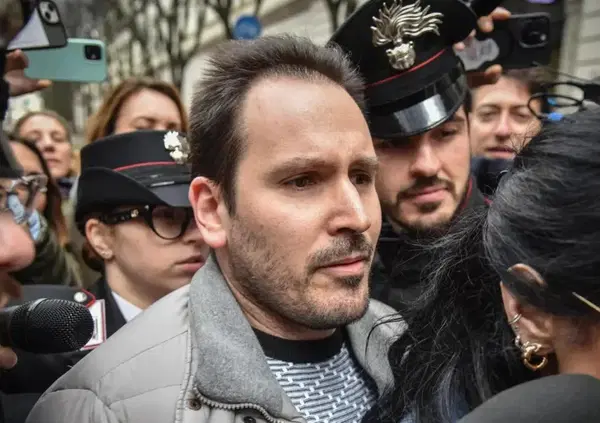 Omicidio Chiara Poggi, ma dov'&egrave; finita l'impronta di Sempio? L&rsquo;intonaco &ldquo;sparito&rdquo; del reperto 33: ecco perch&eacute; e cosa potrebbe significare per le indagini sul delitto di Garlasco