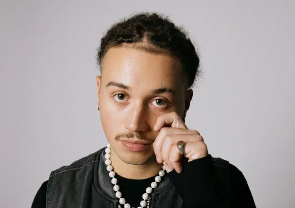 TUTTO SAR&Agrave; PERDONATO? Siamo andati al festival Mi Ami di Milano, ma com&rsquo;&egrave; stato? Sorprendente, in positivo e negativo. Vi raccontiamo perch&eacute; pu&ograve; crescere ancora. E le polemiche su Morgan&hellip;