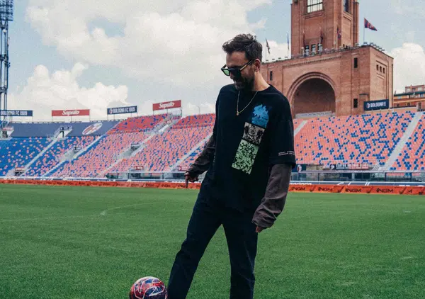 Cesare Cremonini al Bsmt di Gazzoli: &ldquo;Vasco Rossi fa due cose straordinarie. &Egrave; un faro&rdquo;. Il no a Sanremo coi Lunapop? &ldquo;Ci bocciarono, andammo al Festivalbar e&hellip;&rdquo;. E sulla viralit&agrave;, gli stadi e Bologna&hellip;