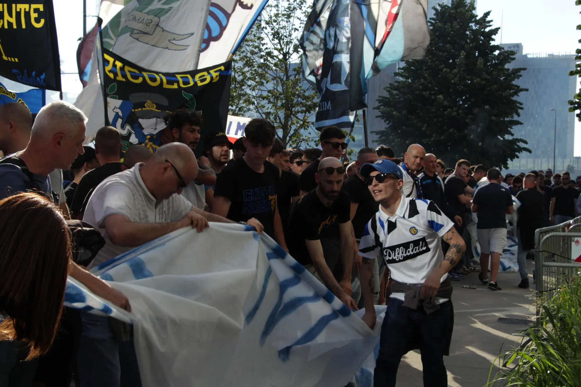 La curva Nord contro la societ&agrave; e la Procura