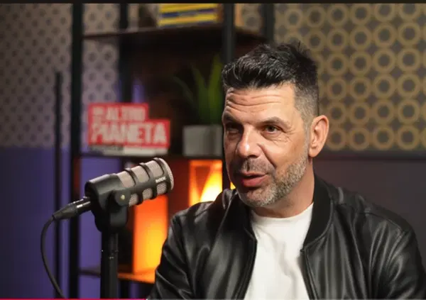 &ldquo;Stasi? Spero non sia innocente&rdquo;. Chiara Poggi, Sempio e Garlasco, Salvo Sottile smonta tutto da Hoara Borselli: &ldquo;Superficialit&agrave; e pressappochismo. Quarto Grado? Sognavo i morti&rdquo;. E su Mentana, Fagnani, Riina e Gomorra...