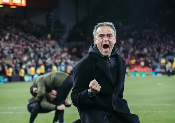 Onore a Luis Enrique, gigante del calcio che ha rivoluzionato il Paris Saint Germain  e ha vinto  la Champions League che aveva promesso alla figlia scomparsa nel 2019