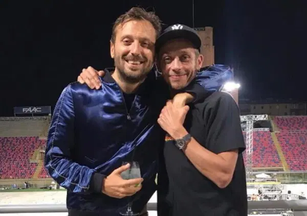 Il duo definitivo? Quello tra Cesare Cremonini e Valentino Rossi, che &egrave; appena arrivato al next level con la VR46 impegnata nel tour Cremonini Live25