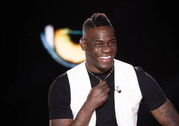 STYLE LIKE A KING? Prima del marketing fashion dei calciatori c'era Mario Balotelli, unica vera icona di stile del calcio italiano
