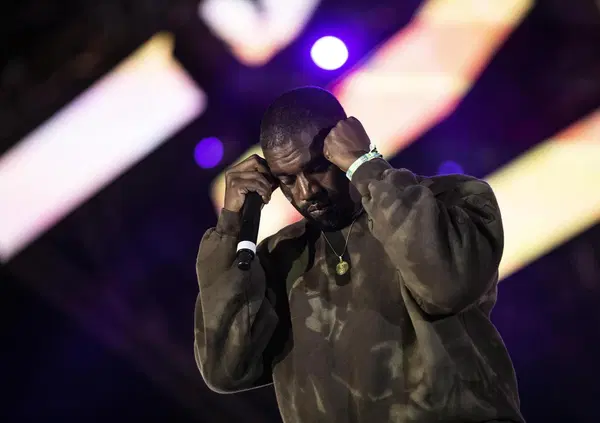 HEIL H*TLER! Ma davvero Kanye West &egrave; nazista? No, forse &egrave; solo un abile manipolatore e ci percula tutti. Ecco perch&eacute; la cancel culture ha fallito, e pochi, come Ye, hanno le palle di scontrarsi con il male