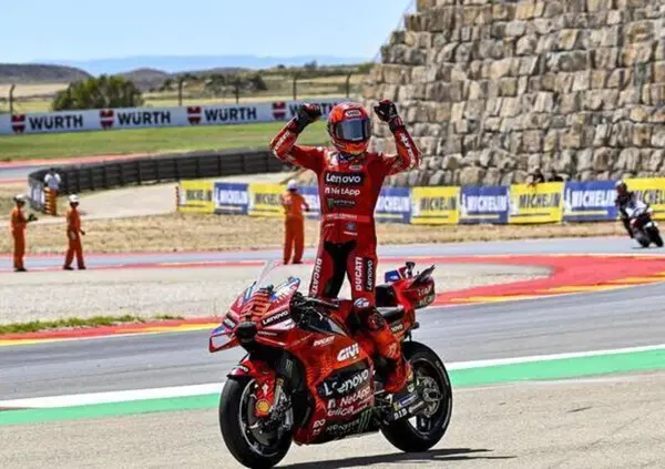 La &ldquo;sf*ga&rdquo; di essere Marc Marquez a Aragon &egrave; perdersi il vero show: Bagnaia sul podio, la rimonta del Bez e le sportellate da duri veri di Morbidelli e Aldeguer&hellip;