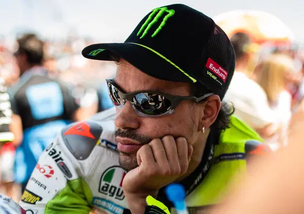 NON STO PIANGENDO, TU STAI PIANGENDO! Un magico Franco Morbidelli ad Aragon che pensa a Valentino, a Kevin Schwantz e alla sua famiglia