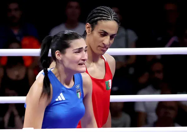 Imane Khelif (maschio biologico?), la giornalista Roberts (Sky Australia) sbotta dopo i test del dna: &ldquo;Il match con Angela Carini &egrave; stato inquietante. Se osi dire che gli uomini non dovrebbero fare sport femminili, vieni travolto&rdquo;. Il Cio? &ldquo;Codardi&hellip;&rdquo;