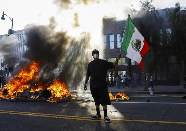 Rischiamo davvero una seconda Guerra civile americana? Ecco perch&eacute; l&rsquo;implosione degli Stati Uniti iniziata a Los Angeles potrebbe mettere in ginocchio l&rsquo;ordine globale che conosciamo, dalla geopolitica alle banche