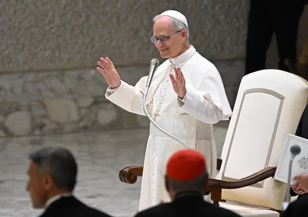 Banca del Vaticano, cos'&egrave; la storia del super-dividendo milionario al Papa? Ecco quanto incassa dallo Ior Leone XIV, ma cosa fa con quei soldi?