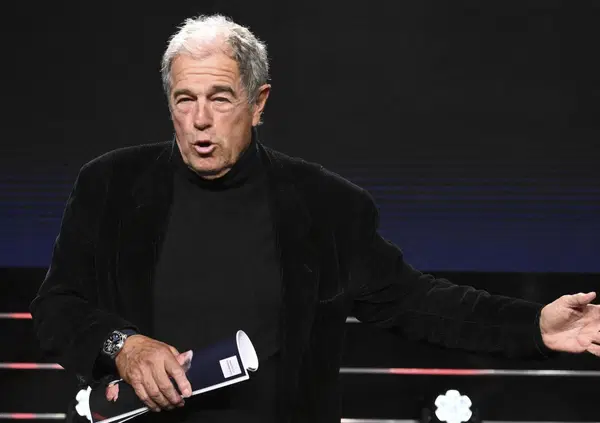 Le bombe di Gianni Minoli a Dicono di te di Malcom Pagani: Francesca Fagnani? &ldquo;Non fa interviste, &egrave; variet&agrave;&rdquo;. Aldo Grasso? "Critica la tv ma non sa farla". Funari? &ldquo;Genio che si faceva chili di coca&rdquo;. E su Berlusconi e Berlinguer...