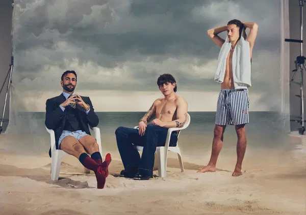 Fabri Fibra ci fa sentire &ldquo;Stupidi&rdquo; con Papa V e Nerissima Serpe (e cita Morgan e Chiara Ferragni), Marco Mengoni, Rkomi e Sayf riflessivi in &ldquo;Sto bene al mare&rdquo; e Anna&hellip; Abbiamo ascoltato (e recensito) il meglio e il peggio dei singoli del venerd&igrave;