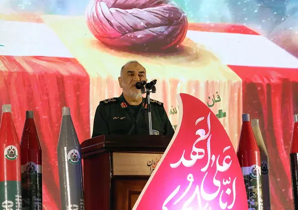 Guerra Israele-Iran, chi &egrave; Hossein Salami, il Comandante dei Guardiani della Rivoluzione Islamica ucciso nei bombardamenti mirati lanciati da Netanyahu? Il rapporto con Khamenei, il controllo sui missili di Teheran e&hellip;