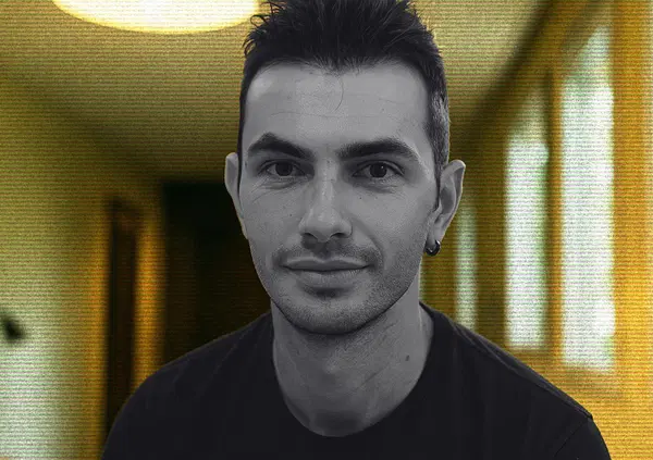 Ma Vasile Frumuzache &egrave; un serial killer? Dopo l&rsquo;omicidio delle due escort Denisa e Ana trovato un terzo corpo? I pezzi in un campo: una vertebra, i capelli e uno slip&hellip; 