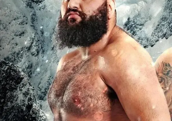 DELIRIO NELLA KICKBOXING? Claudiu Istrate e i colpi proibiti contro Mattia Faraoni anche sui social: chiede la rivincita e insulta il romano: &ldquo;Basta fare la vittima. Se hai le palle&hellip;&rdquo;. E interviene Federico Zampaglione