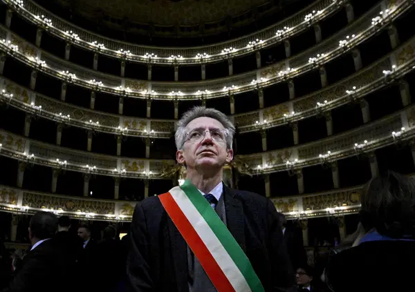 COMMISSIONE DI INCHIESTA SUL TEATRO SAN CARLO: il comune di Napoli convoca la Direttrice Spedaliere e il sindaco Manfredi, ma si presenteranno? Ecco tutte le domande che dovranno fargli: dal figlio assunto come regista agli spettacoli senza permessi e&hellip;