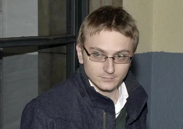 Omicidio Poggi, LA NUOVA FIDANZATA DI STASI dopo il delitto di Chiara: &egrave; tornato ad amare troppo presto? Chi sono le donne che ha frequentato Alberto prima della condanna? Ecco cosa sappiamo sulla sua vita sentimentale a un passo dalla libert&agrave;&hellip;