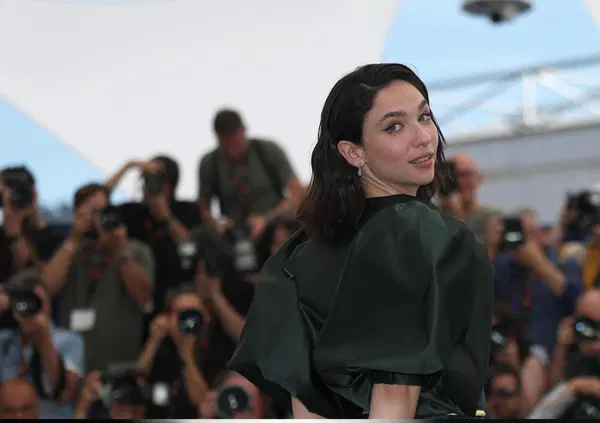 Evviva Matilda De Angelis, che in un mondo di Elodie, Gaia, Estetista Cinica e Rose Villain &egrave; l&rsquo;unica ad ammettere: &ldquo;Di femminismo non so un caz*o e non ne parlo&rdquo;. Ecco quello che nessuno ha notato dopo l&rsquo;intervista al Fatto sui Nastri d&rsquo;Argento