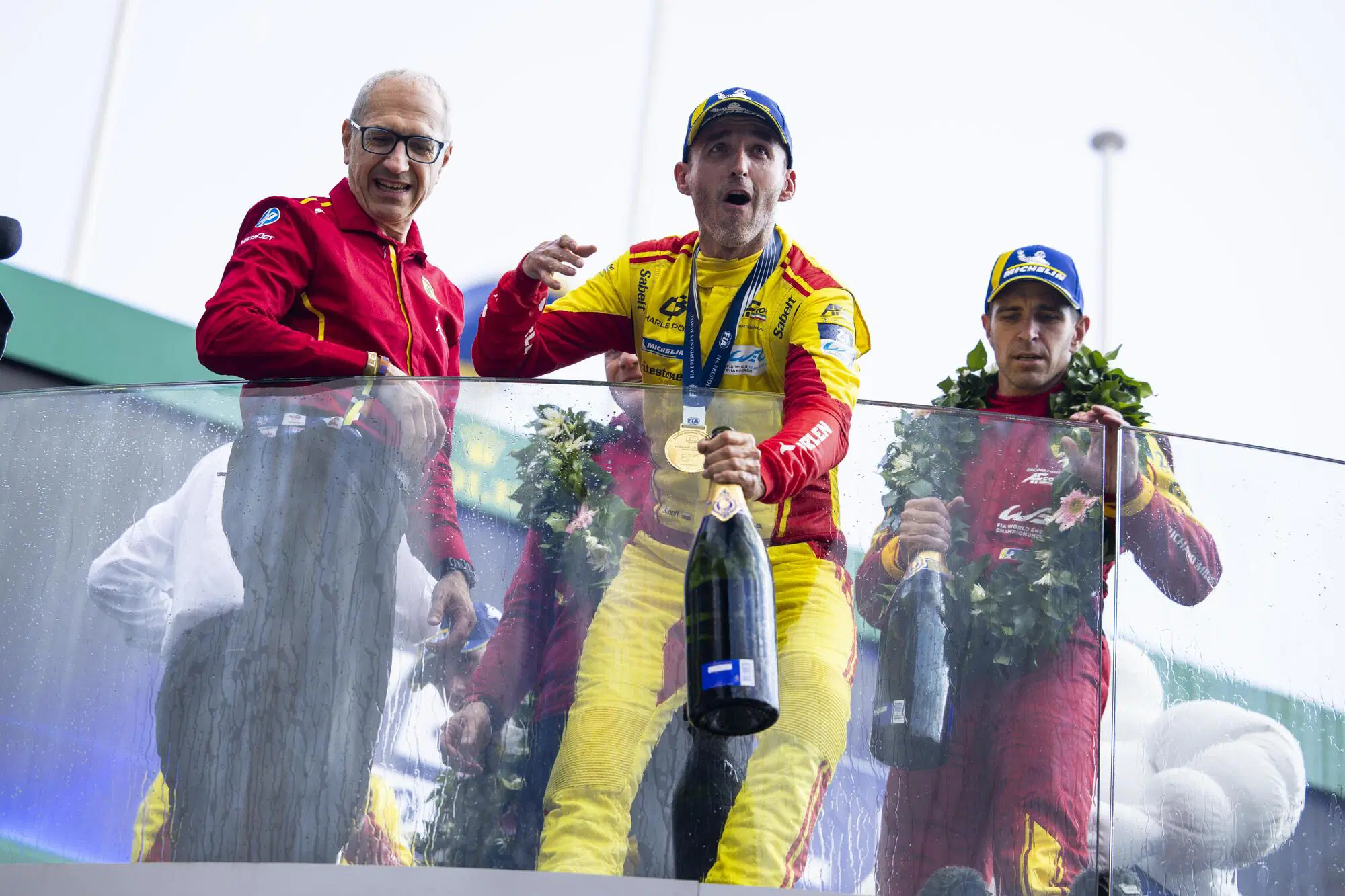 Robert Kubica dopo la vittoria della 24 Ore di Le Mans
