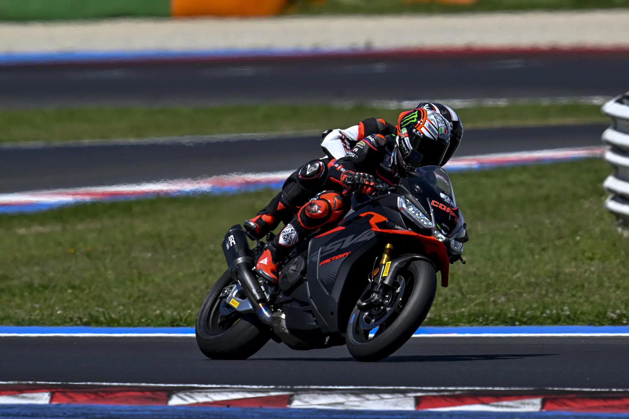 Sulla biposto con Marco Bezzecchi