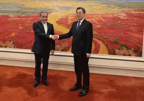 Ma davvero la Cina ha mandato aerei in Iran dopo l&rsquo;attacco di Israele? E cosa trasportavano? La bomba che illumina le relazioni tra Pechino e Teheran 