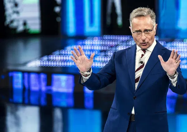 Ma Avanti un altro!, su Canale 5, non ha rotto il caz*o? Se Mediaset a fenomeni come Paolo Bonolis (e la sua spalla comica Luca Laurenti) affida solo vecchi quiz, tanto vale trasmettere le soap turche