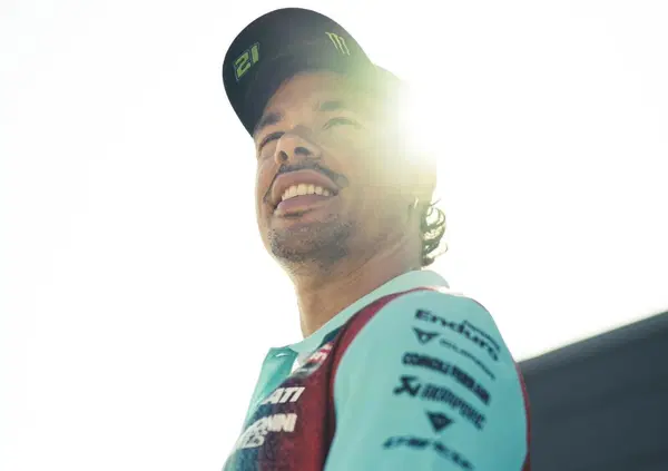 Tutta la freschezza di Franco Morbidelli al Mugello: "In Italia essere un cantautore &egrave; un po' come essere un pilota top, Cremonini agli stranieri lo spiegherei cos&igrave;"