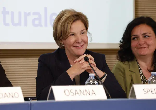 Scandalo Fondazione Teatro San Carlo, sapete perch&eacute; Spedaliere (Direttrice) e il sindaco Manfredi (Presidente) hanno scaricato la Commissione Trasparenza? C&rsquo;entra (forse) la nomina del Sovrintendente, una risposta di Alessandro Giuli e un gioco politico&hellip;