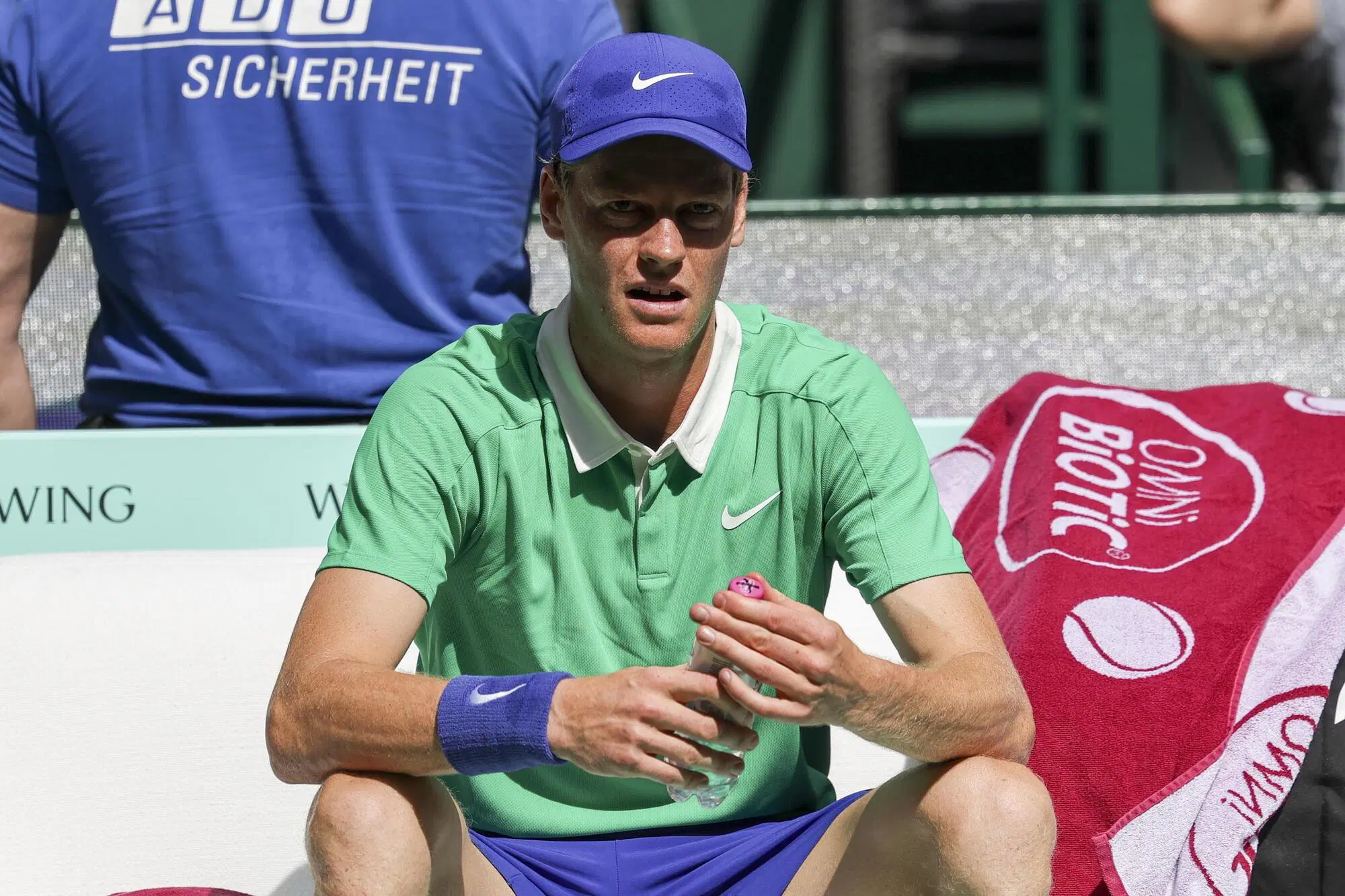 Sinner ko contro Bublik a Halle