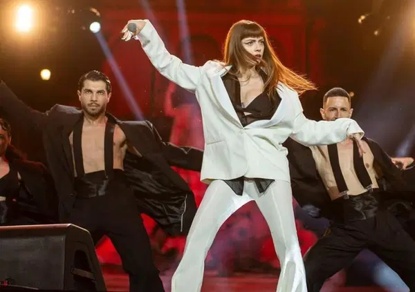 Tim Summer Hits, le pagelle: Annalisa lascia perdere i balletti (8), Renga?! (4), Tony Effe non si presenta (7), Alfa &egrave; il minimo sindacale (5)