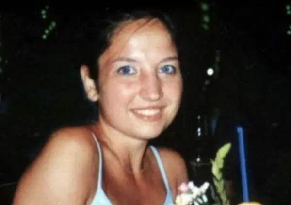 Omicidio Chiara Poggi, TRACCIA DA DEFINIRE sul brick di t&egrave;. La difesa di Sempio si oppone alle analisi delle impronte su reperti? Ecco il commento di Roberta Bruzzone a Ore 14