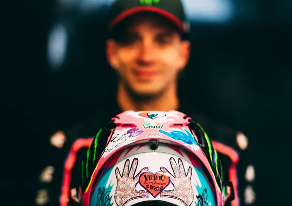 GLI OCCHI DEL CUORE, MA NON &Egrave; BORIS! Il casco capolavoro di Bezzecchi al Mugello: &ldquo;I bambini sono stati bravissimi, speriamo di dare una mano&rdquo;