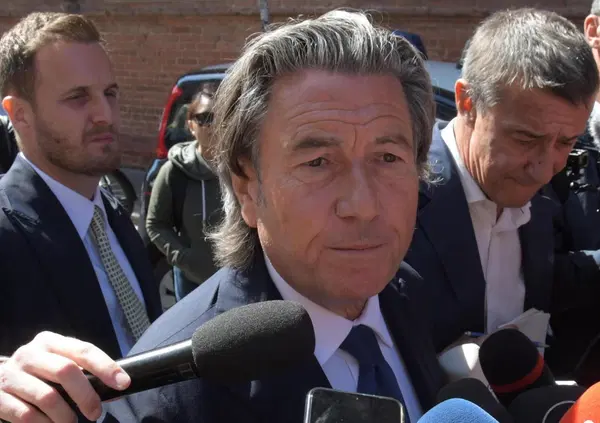 Delitto di Garlasco, se Stasi &egrave; innocente merita 10 milioni di risarcimento? Parla l&rsquo;avvocato Antonio De Rensis: &ldquo;Da Alberto speranza nelle nuove indagini&rdquo;. E poi Chiara Ferragni, Ed Sheeran con Ultimo e Amadeus&hellip; A tutto gossip con Alessi