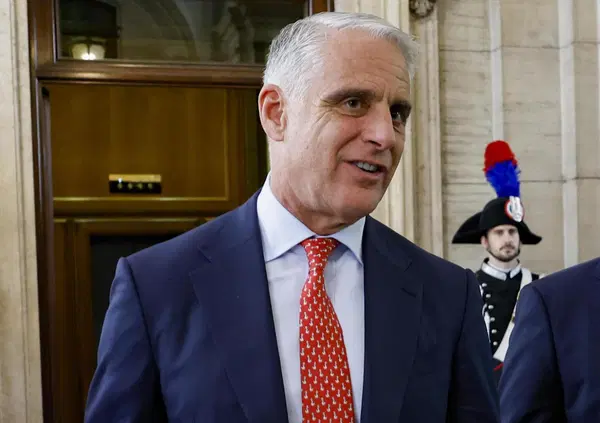 UniCredit, c&rsquo;&egrave; vita per Orcel? La scalata a Banco Bpm ha l'ok dalla Concorrenza Ue, ma il Golden Power del Governo Meloni continua a sbarrare la strada. E Cr&eacute;dit Agricole&hellip; Avanti tutta, intanto, sulle assicurazioni Allianz e Cnp