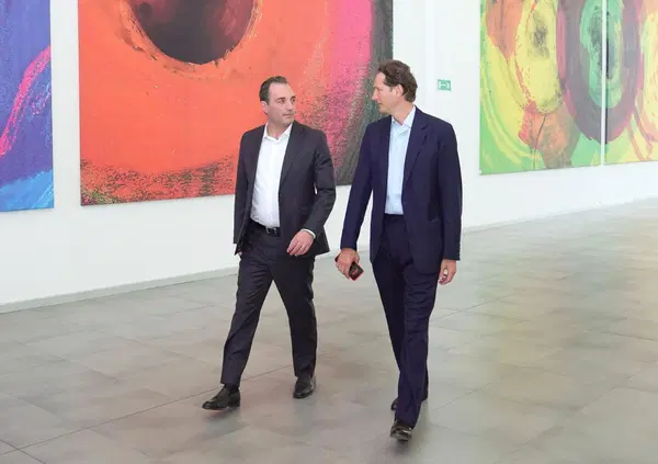 Elkann, Filosa, Stellantis e l&rsquo;eredit&agrave; di Tavares (e Marchionne): nominati i nuovi manager, chi sono? Tra leadership italiana e svolta &ldquo;Made in Italy&rdquo;, baster&agrave;?