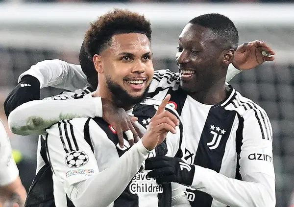 CUCINA AMERICANA SUPERIORE? Chef Guido Mori SCULACCIA McKennie e Weah della Juve: "Sono due bambini, &egrave; come cucinargli la pasta al burro. Per loro potrebbe essere...&rdquo;