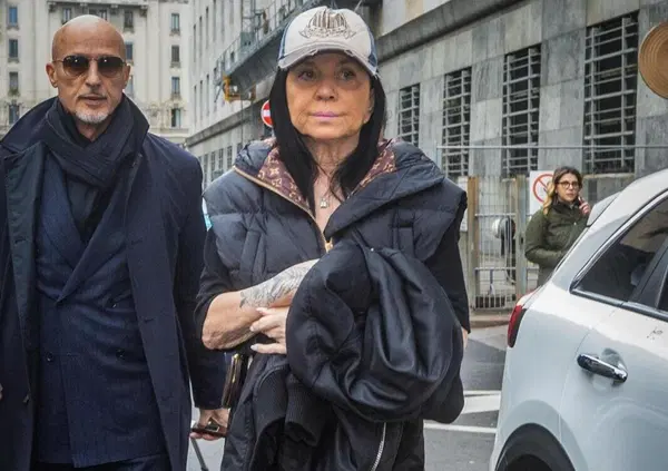 Caso Gintoneria, perch&eacute; Stefania Nobile &egrave; tornata libera? Ecco come cambia la strategia difensiva dopo la revoca degli arresti domiciliari. E Davide Lacerenza?