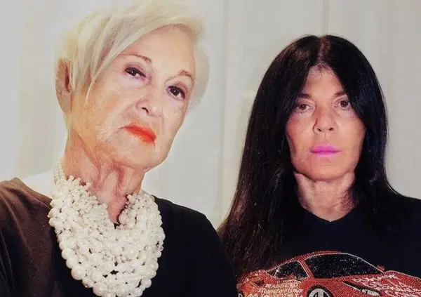 Caso Gintoneria Lacerenza, Stefania Nobile libera beve con mamma Wanna Marchi, e Cruciani a La Zanzara gode: &ldquo;Sempre al tuo fianco contro questa follia&rdquo;. Ma Davide?