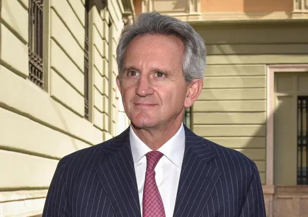 Mediobanca-Mps, duello all&rsquo;ultima ops: Nagel si barrica, Monte dei Paschi rilancia con 13 miliardi. E intanto si muovono le offerte di Bper e Ifis... 