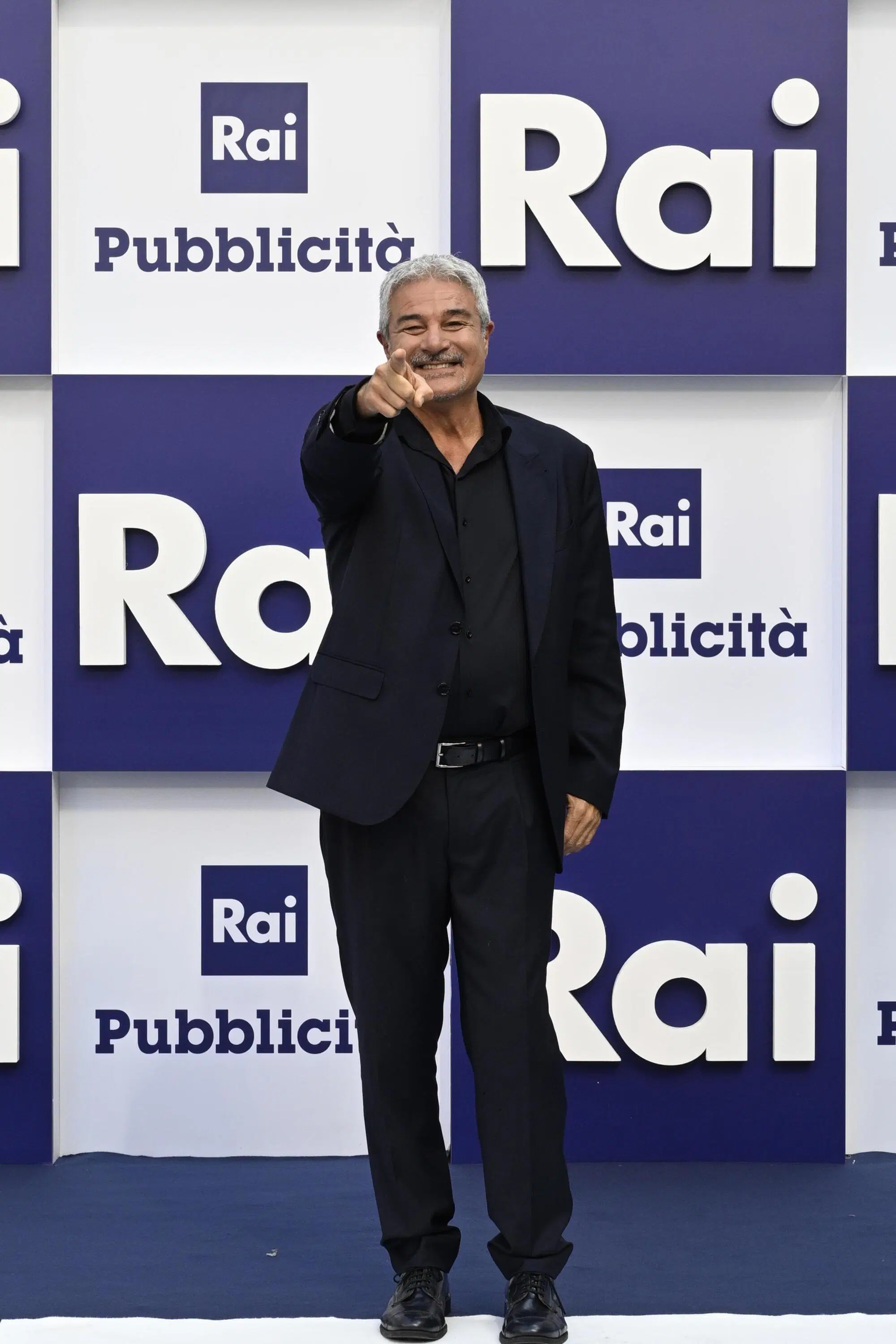 Pino Insegno 