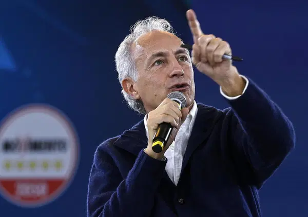 Delitto di Garlasco (o &ldquo;Burlasco&rdquo;?), Marco Travaglio sfotte il Corriere sul Dna di Stasi ritrovato sul pattume: &ldquo;Vuoi vedere che il colpevole &egrave; il colpevole?&rdquo;. E sugli attrezzi consegnati dal manovale egiziano&hellip;