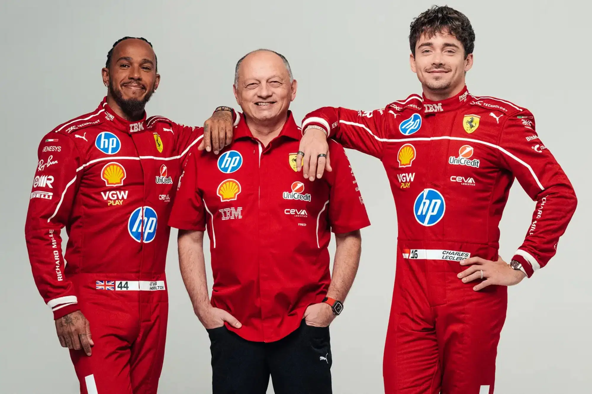 Fred Vasseur insieme a Lewis Hamilton e Charles Leclerc