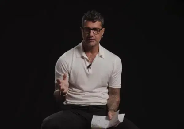 Perch&eacute; nessuno parla dell'inchiesta di Fabrizio Corona a Falsissimo sul Calcioscommesse? Forse "la mer*a &egrave; troppo grossa"? Il sistema marcio, i calciatori impuniti, la fonte e i nomi&hellip;