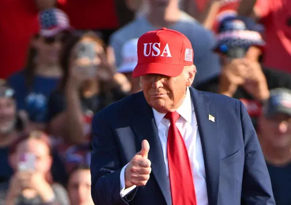 MAKE JOB GREAT AGAIN? Altro che crisi: negli Usa il lavoro corre pi&ugrave; della politica. E se l&rsquo;economia avesse deciso di salvarsi da sola?
