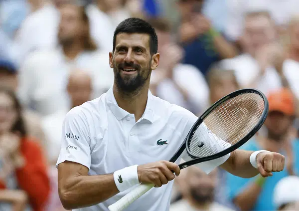 &ldquo;Era difficile fare punto anche quando servivo bene. Cosa puoi fare quando Djokovic gioca cos&igrave;?&rdquo;: LE BOMBE dell&rsquo;avversario di Novak che lo mette sul podio, mentre su Sinner e Alcaraz a Wimbledon&hellip;
