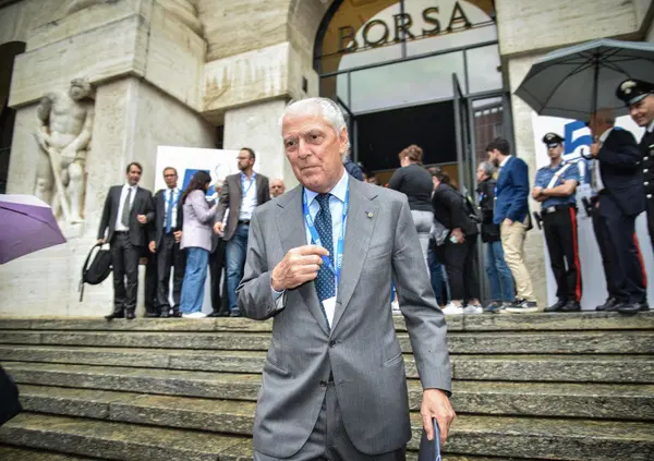 Pirelli, guerra geopolitica e miliardi: come Marco Tronchetti Provera sta cercando di scacciare i cinesi