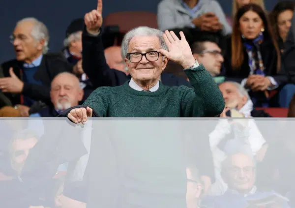 &ldquo;La Coop sei tu&rdquo;, ma anche un po&rsquo; Concita De Gregorio e Romano Prodi: davvero gli unici a fare la pubblicit&agrave; agli intellettuali ospiti a Scenari 2025 sono i social media manager di un supermercato? 