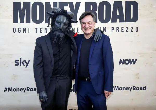 Perch&eacute; ci sono tutte queste polemiche su Money Road? Ecco perch&eacute; il programma Sky di Fabio Caressa era un esperimento sociale sul buonismo social e sugli spettatori