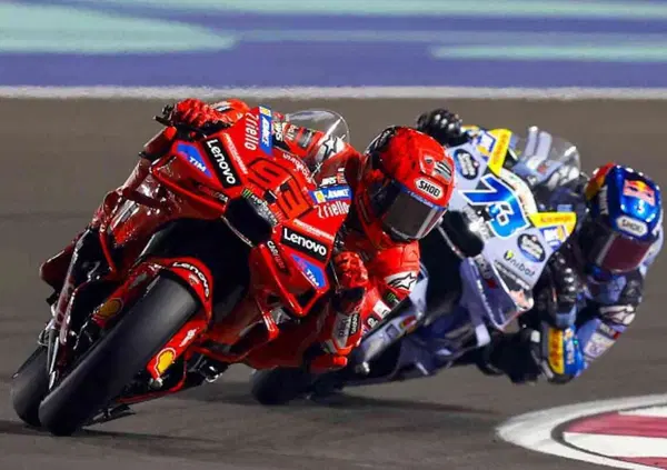 Ruben Xaus gela tutti dal salotto di Jorge Lorenzo: &ldquo;Marc Marquez ora ha anche degli alleati&rdquo;. E sul &ldquo;caso Mart&igrave;n&rdquo;&hellip;